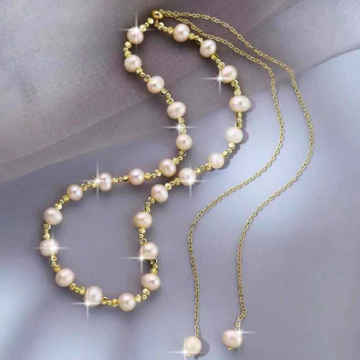 Collar Elegante de Perlas